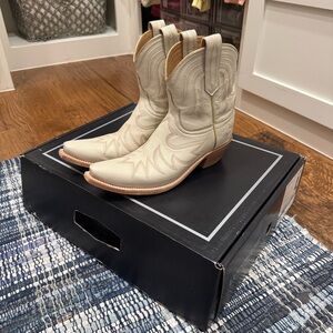 Lucchese Cream Heeled Boots